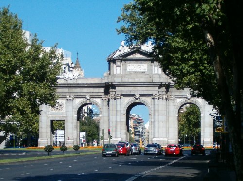 Madrid puerta alcala 03